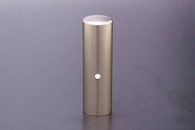 チタン印鑑/会社銀行印 ジュエルズチタン パール 18.0mm(寸胴タイプ) 【印鑑ケース付】
